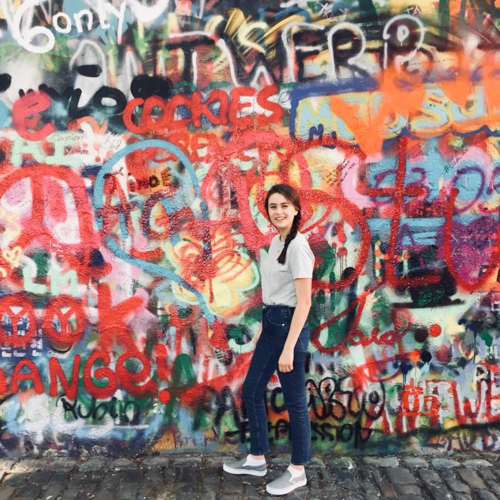 Meet your Posher, Meridith